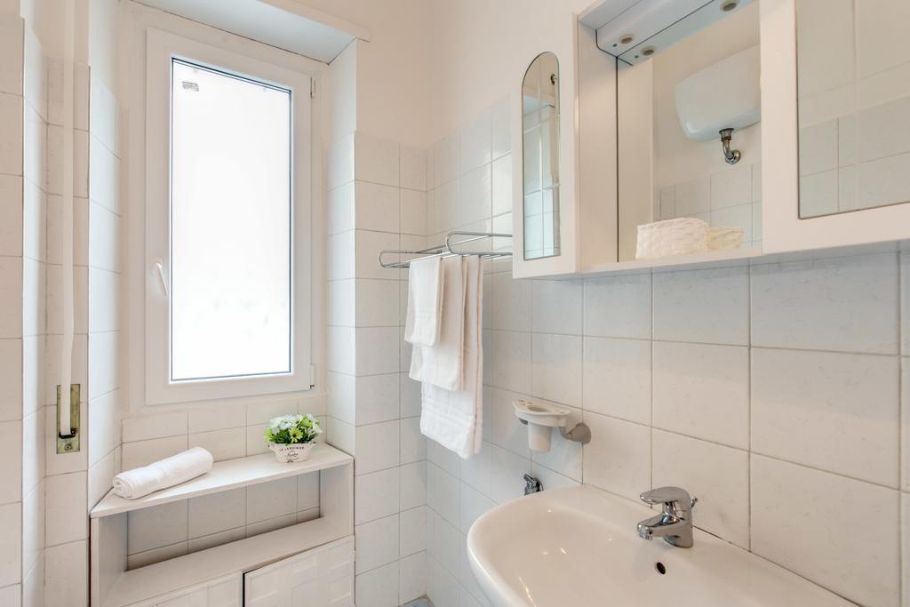 Daisy Guest House Colosseo Rom Zimmer foto